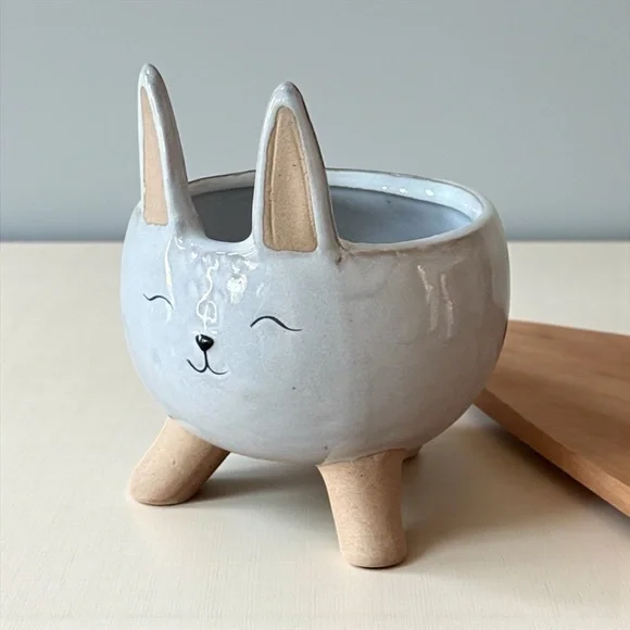 NWT Ceramic Bunny Planter with Ears! NEW! - Picture 2 of 3